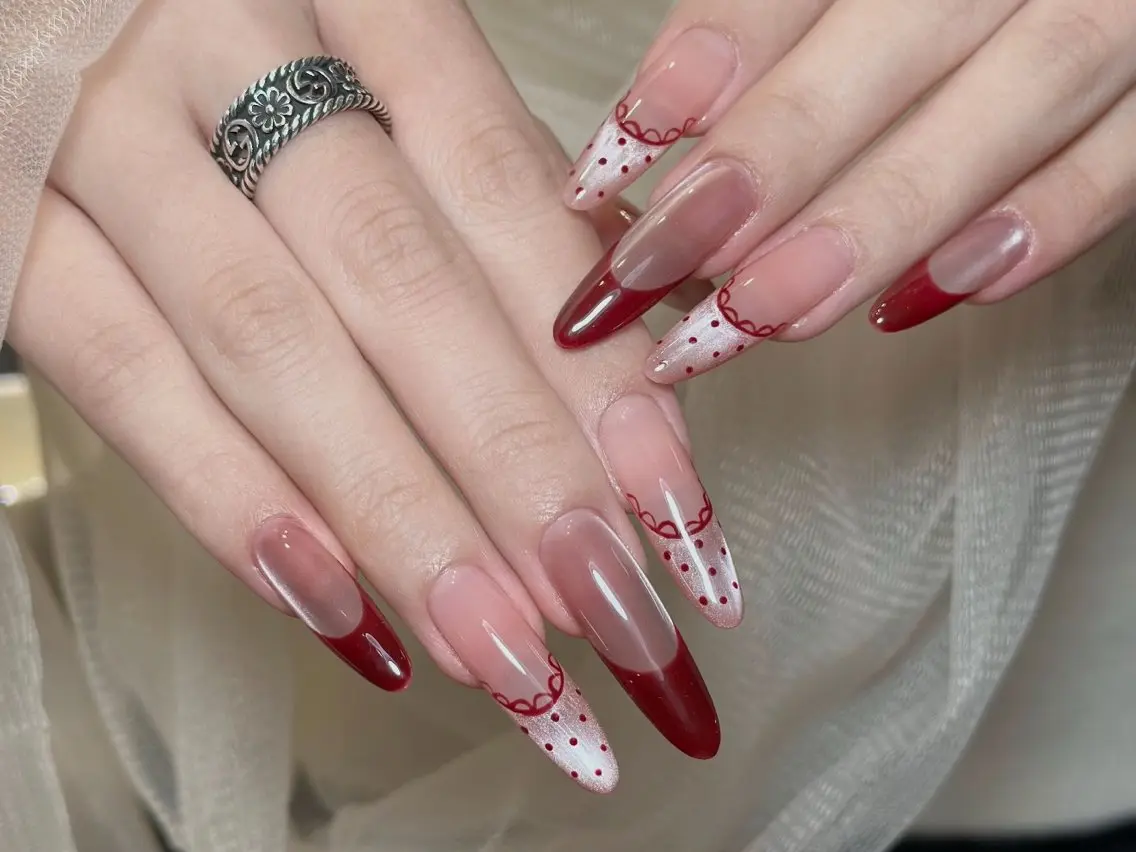 メンズ ネイル メンズ韓国風 オーロラネイル チークネイル 長さ出し フレンチネイル ハンドネイル NEW NAIL 池袋🔥🧲のネイルデザイン