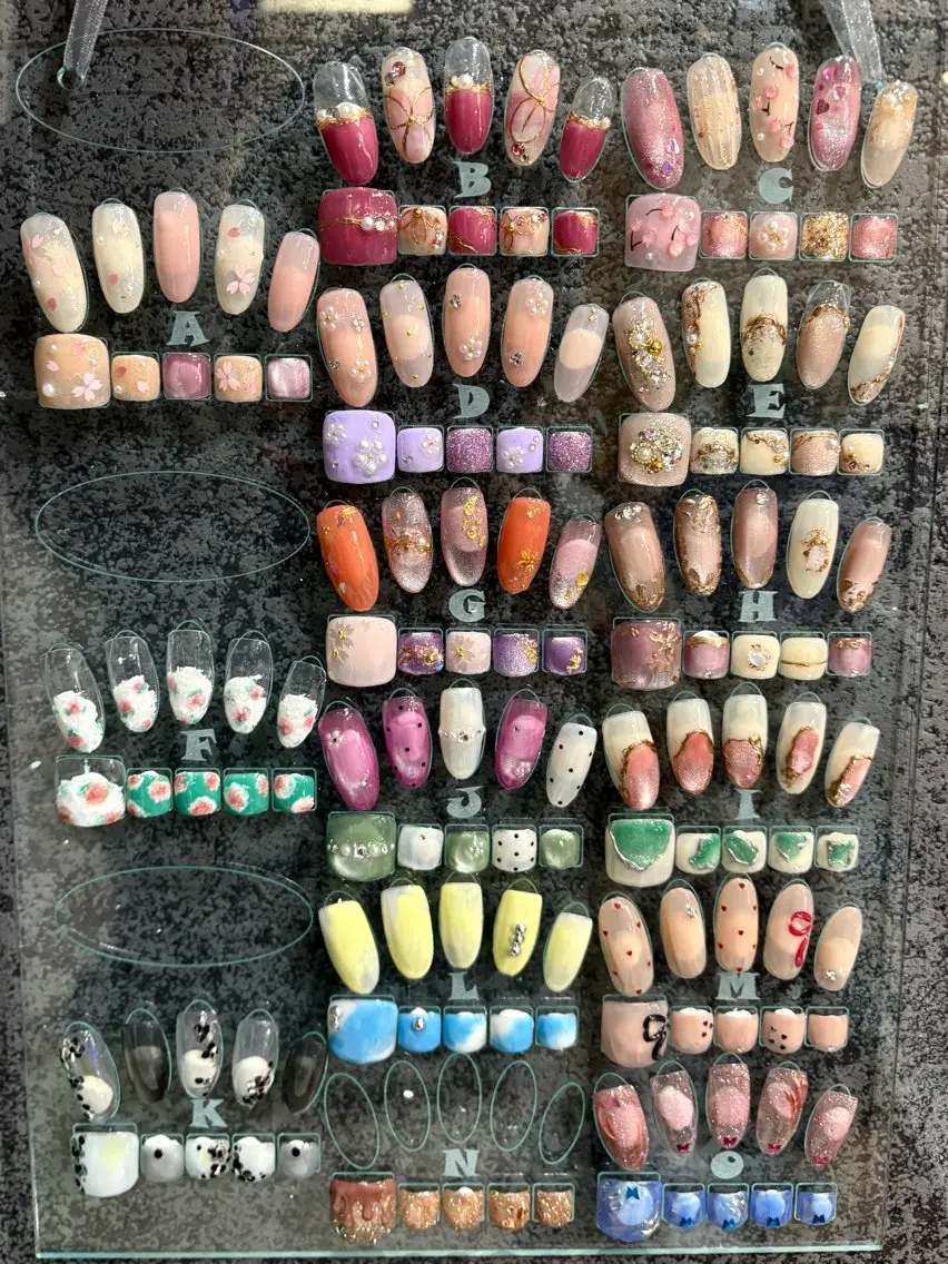 ネイル NAIL P-BOX .HACHIのネイルデザイン