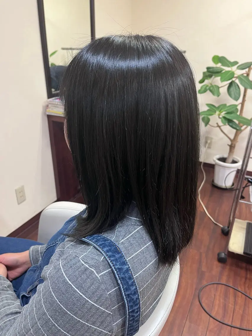セミロング カラー 菅沢 奈生のヘアスタイル