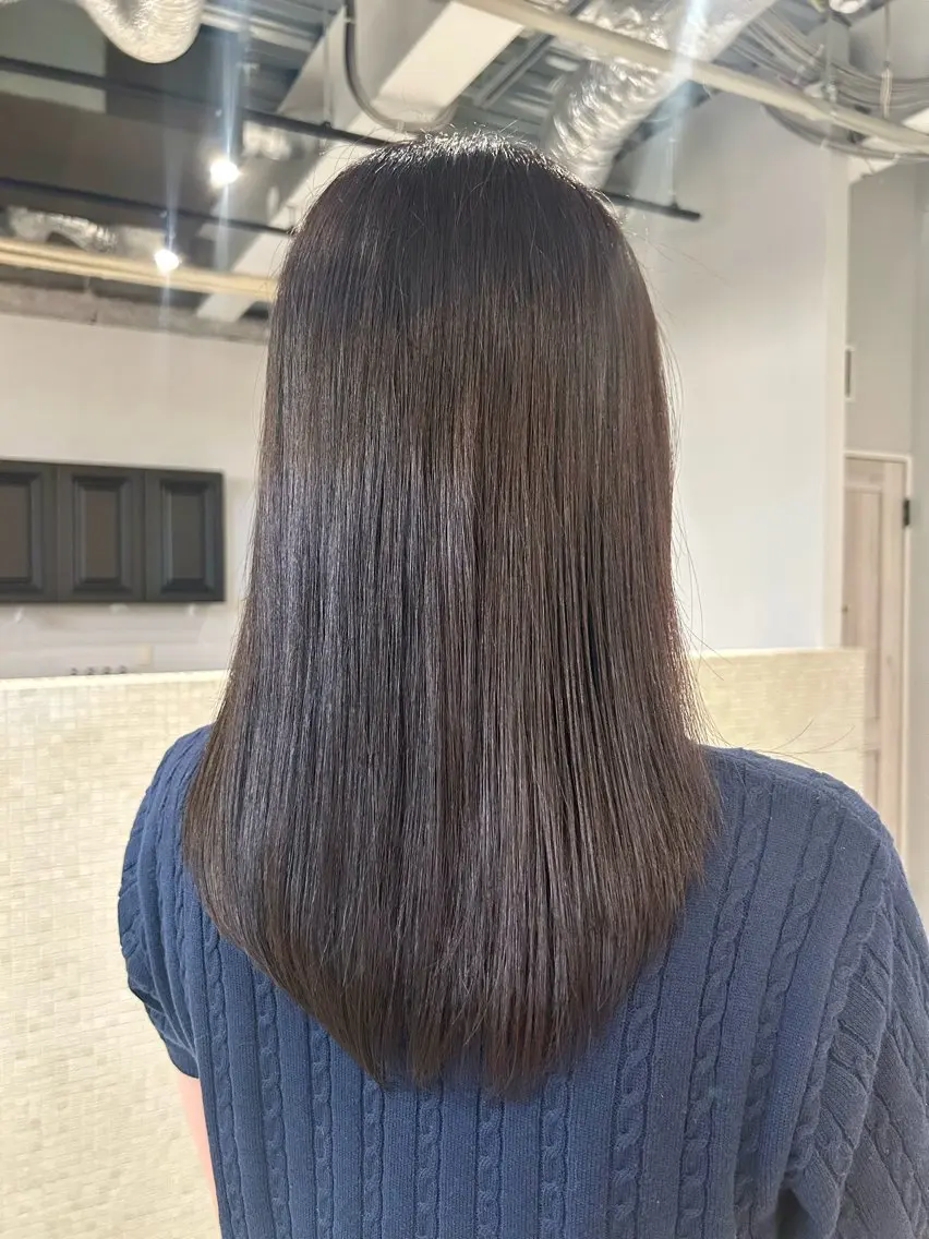 カラー 具志 優林亜のヘアスタイル