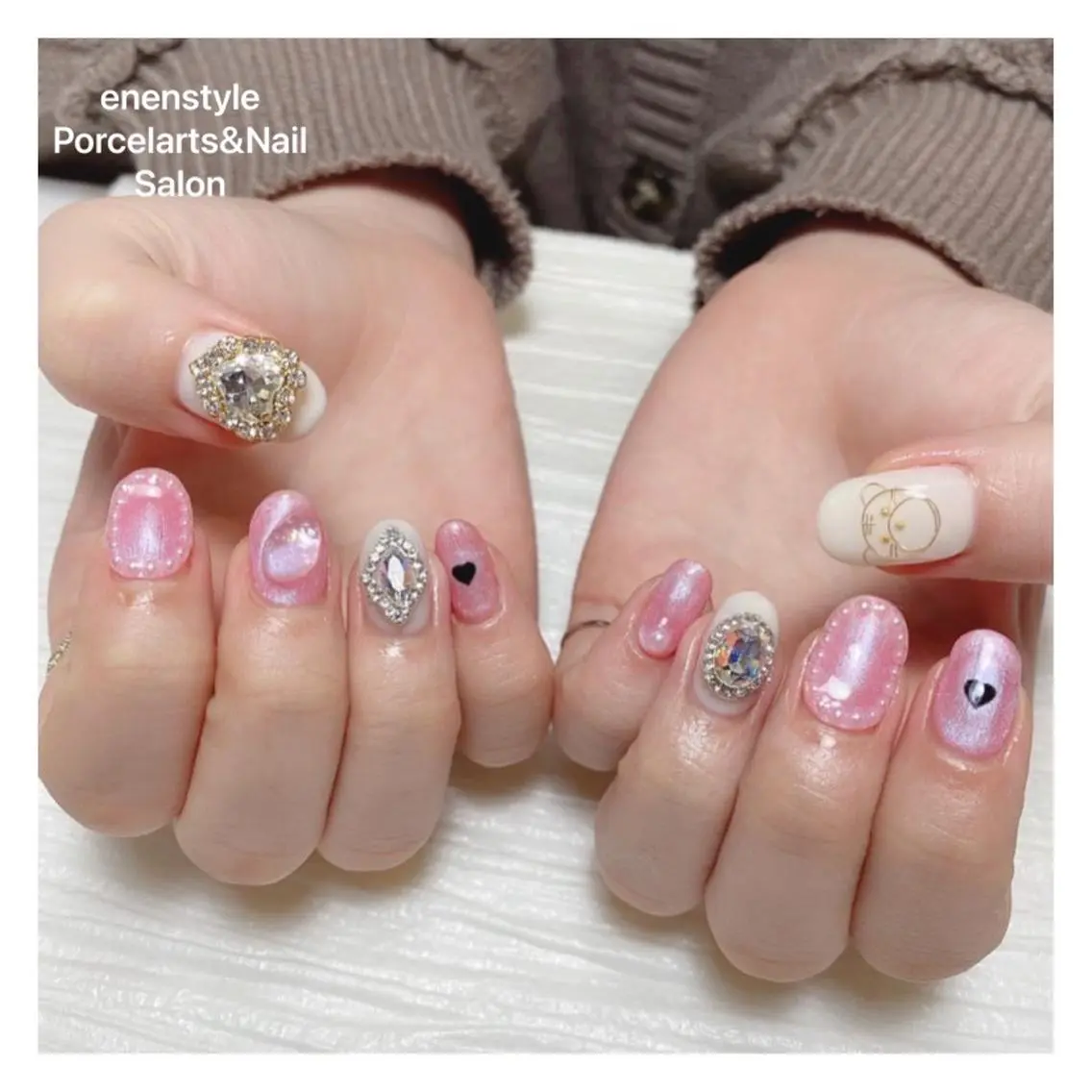 ミディアム ネイル 🐾enen style 🐾のネイルデザイン