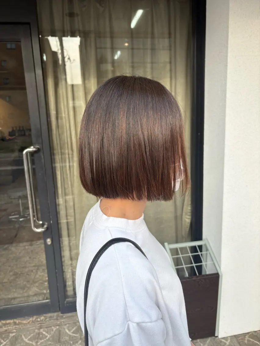 ショート ボブ 縮毛矯正 樽川 紗月のヘアスタイル