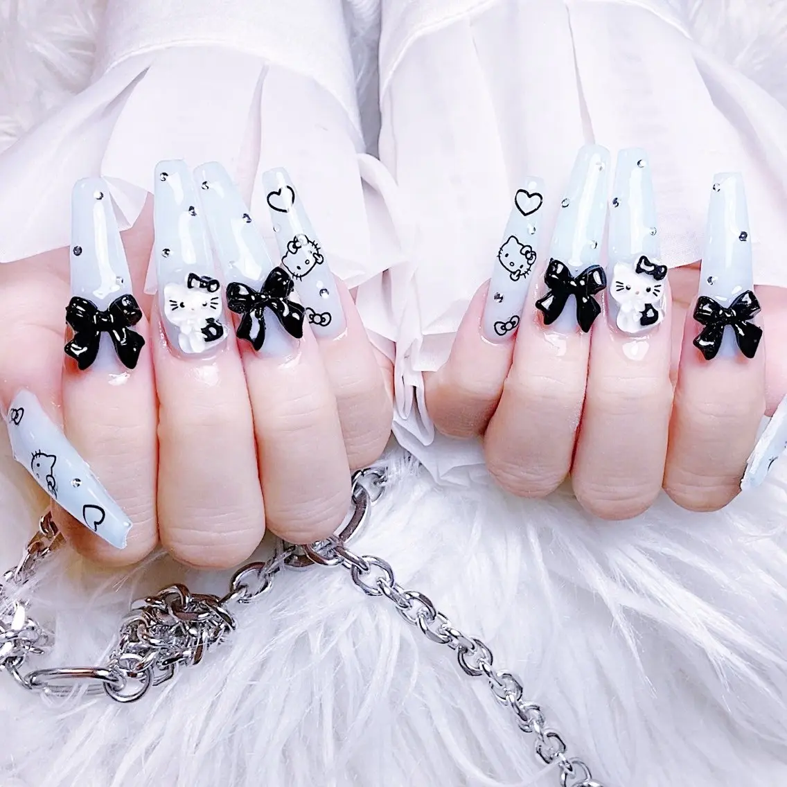 ネイル チークネイル 長さ出し フラワーネイル フレンチネイル ガーリー NEW NAIL 池袋のネイルデザイン