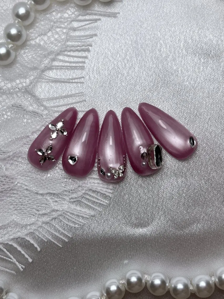 ネイル ガーリー ワンホンネイル ハンドネイル Swan Nailのネイルデザイン