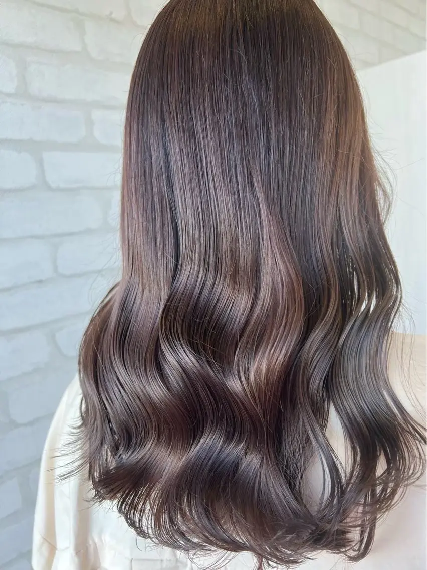 ロング 川野 柚奈のヘアスタイル