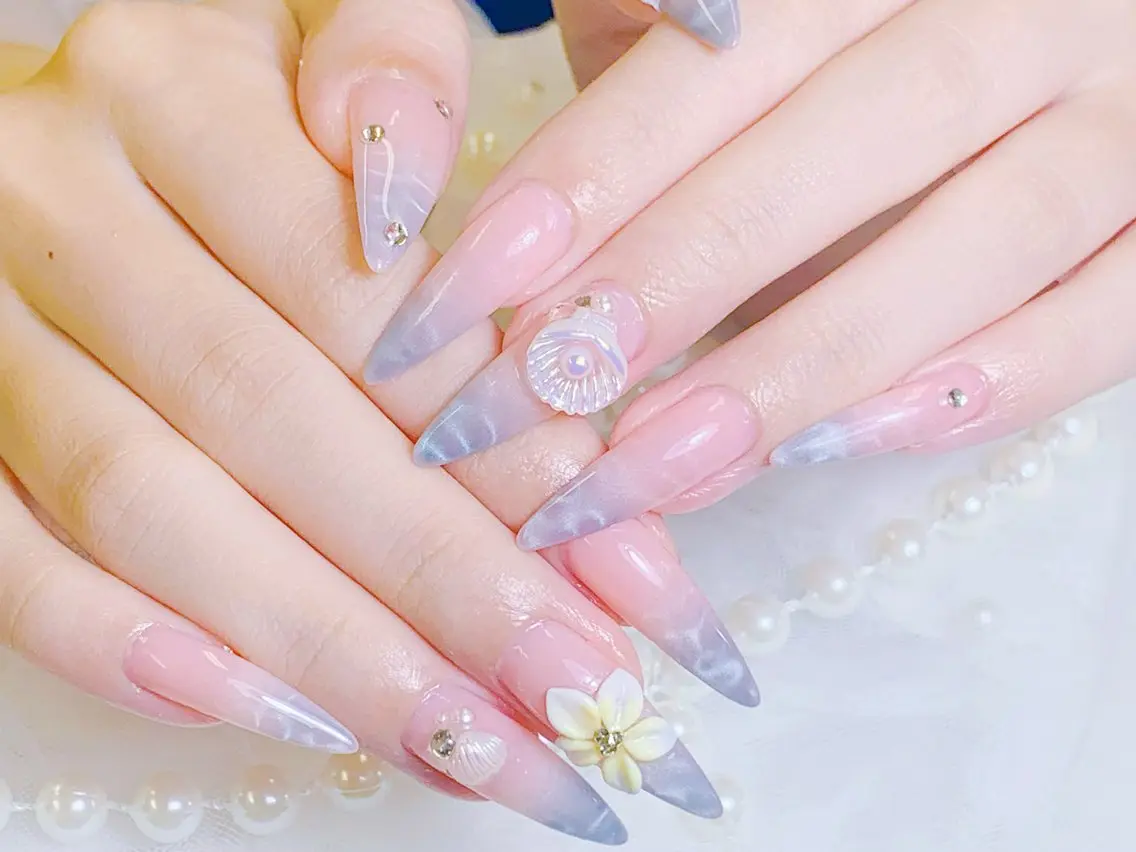 ネイル チークネイル 長さ出し フラッシュネイル フレンチネイル グラデーション ハンドネイル AN NAIL SALONのネイルデザイン
