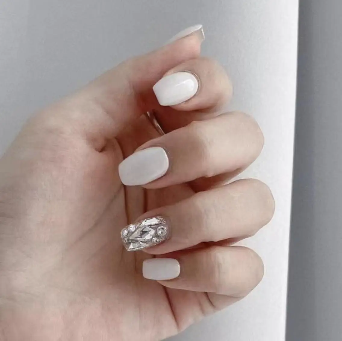 ショート ハンドネイル ハンドケア ちゅるんネイル 💅RIRIのネイルデザイン