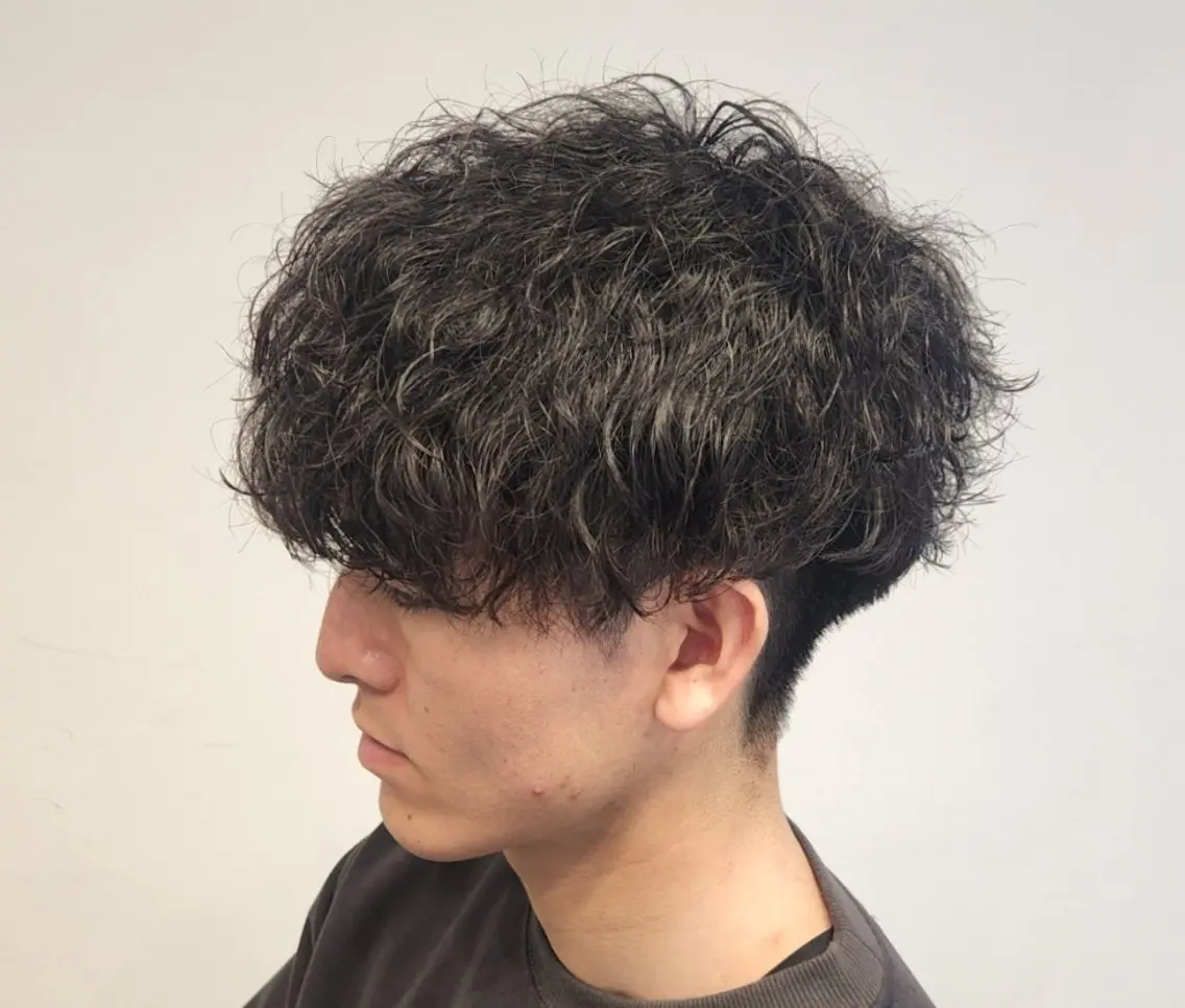 ショート メンズ パーマ 【イケメン風パーマ】 SHOFYのヘアスタイル