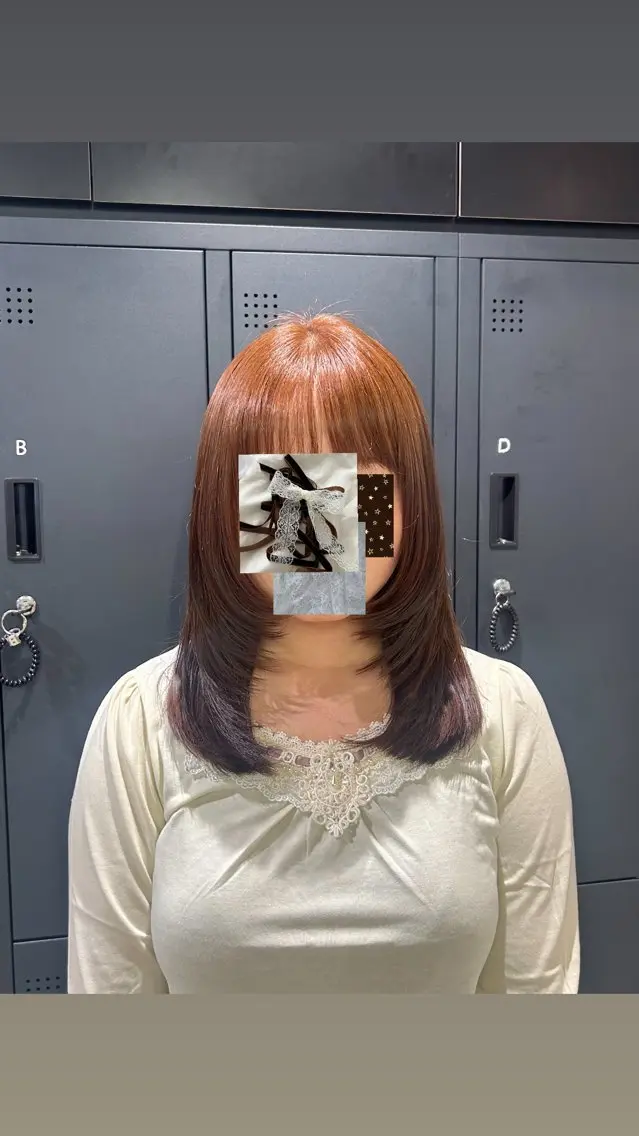 ミディアム カラー ベージュカラー ブラウンカラー ブラウンベージュ くびれヘア レイヤーカット ヘアカラー ハイトーン🪄 レイヤー🍒ここみのヘアスタイル