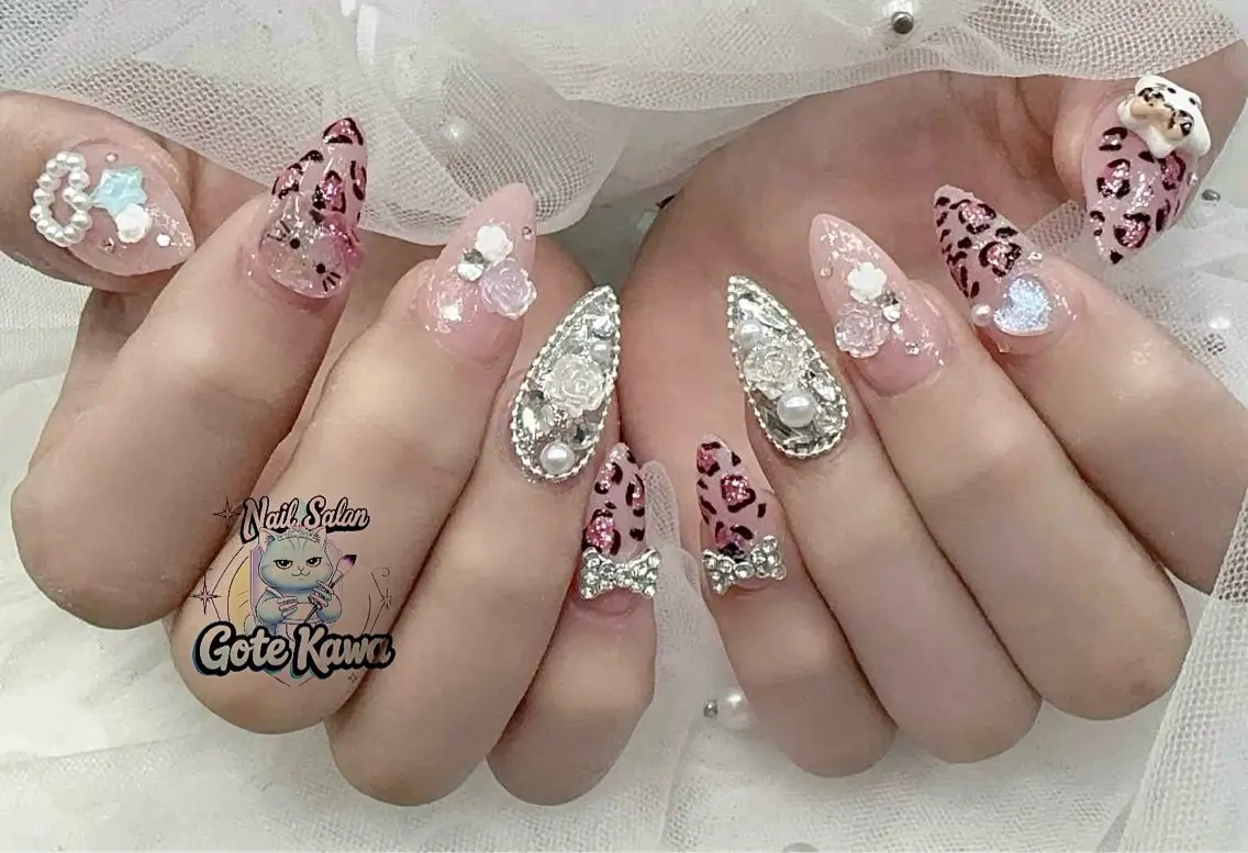 ネイル ハンドネイル ハンドケア Gote Kawa nail salonのネイルデザイン