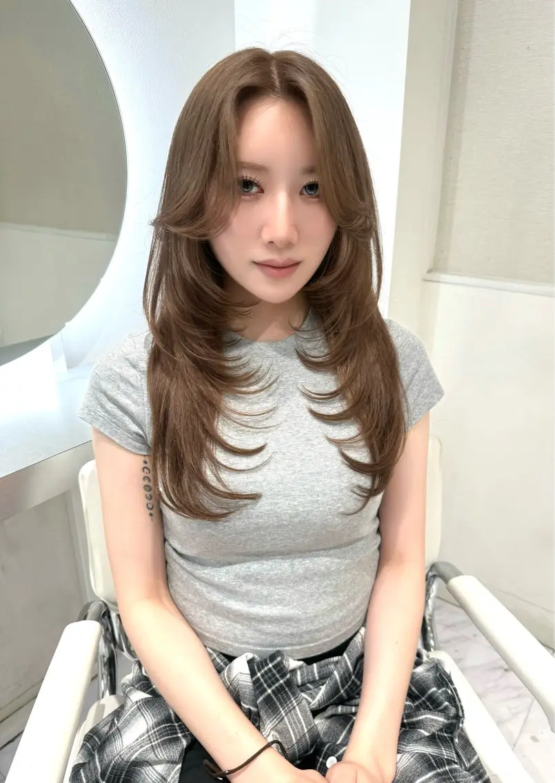 ロング カラー ベージュカラー ブリーチ 透明感カラー ダブルカラー ブリーチなしカラー レイヤーカット🫧 🎀Tomoka🎀のヘアスタイル