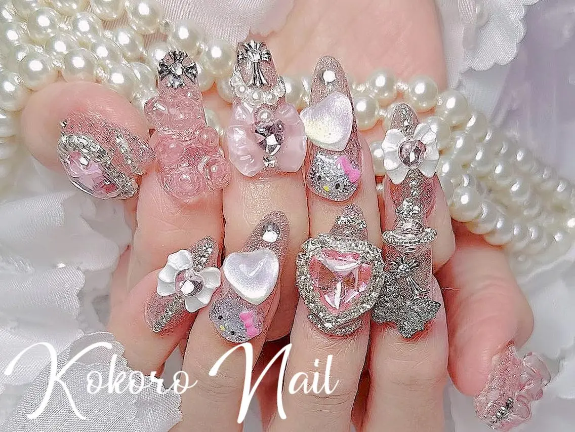 ネイル Christina 🌸のネイルデザイン