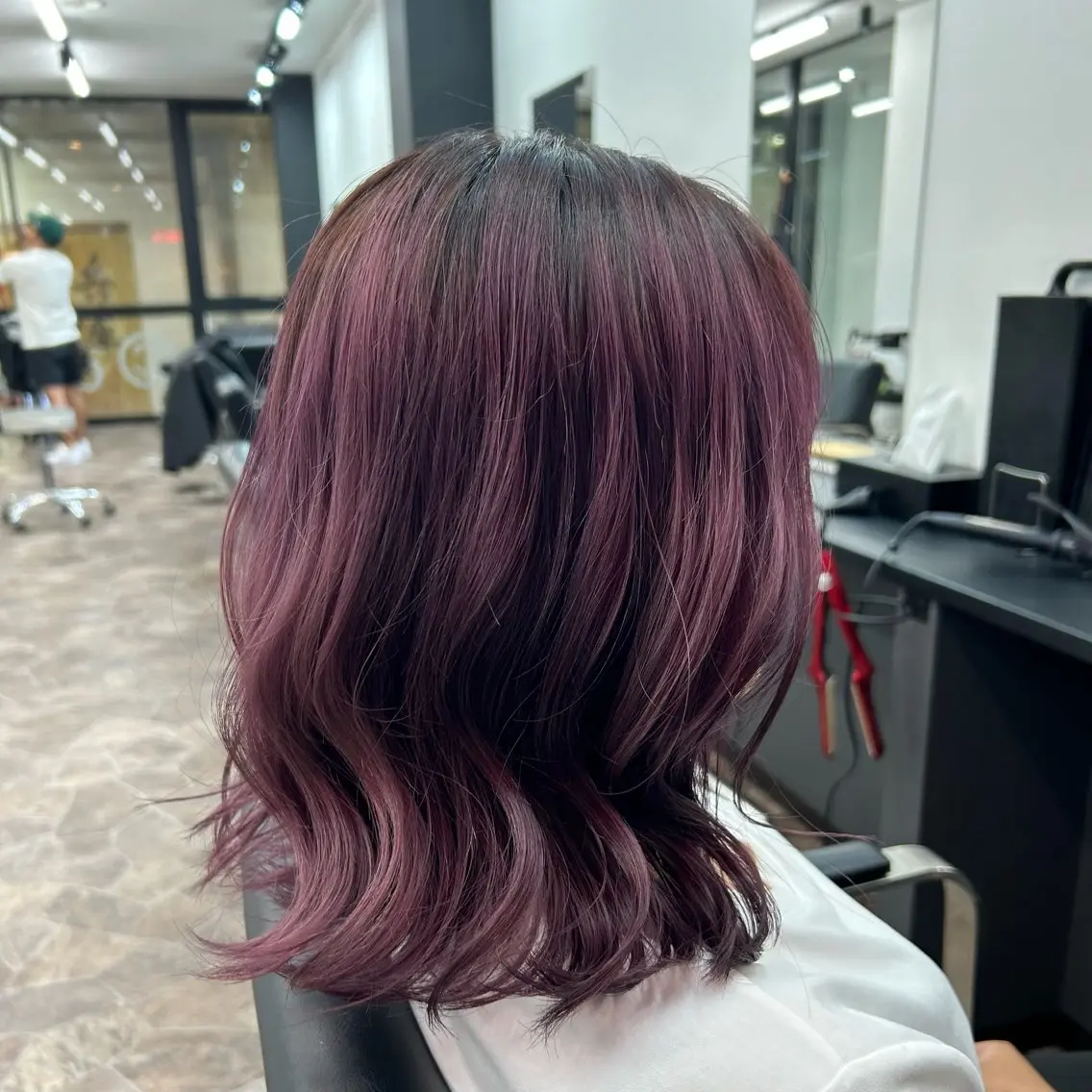 ミディアム カラー ピンクカラー ピンクパープル パープルカラー COEUR🧡 山下 優花のヘアスタイル