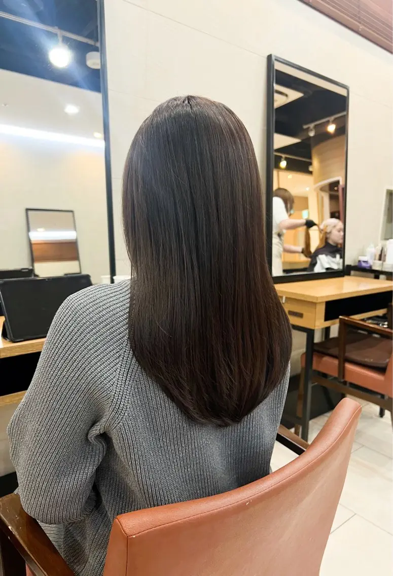 ロング カラー ベージュカラー ブラウンカラー 透明感カラー ラベンダーカラー ラベンダーベージュ ヘアカラー トリートメント 艶カラー/透明感 /ヒグチアオイのヘアスタイル