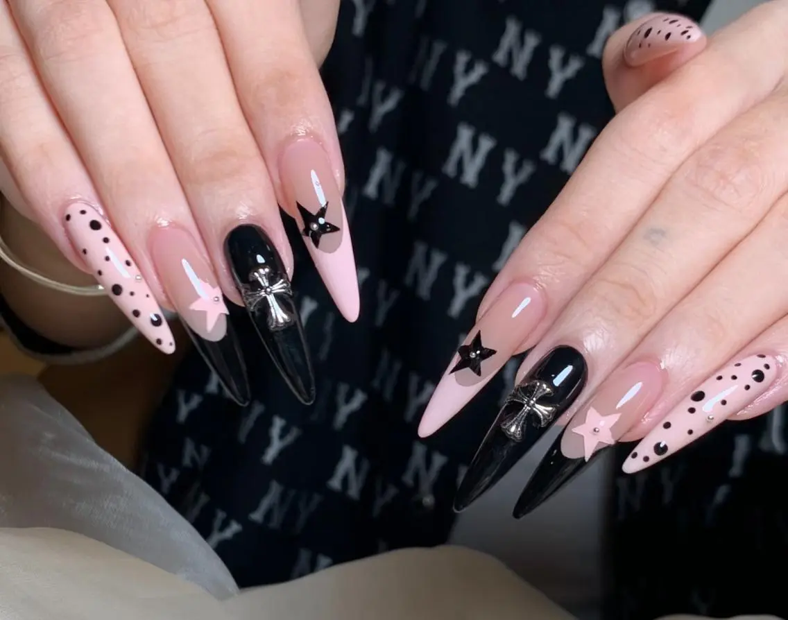 ネイル ハンドネイル TiTi Nail🫧のネイルデザイン