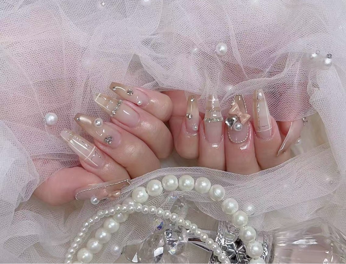ネイル R salonのネイルデザイン