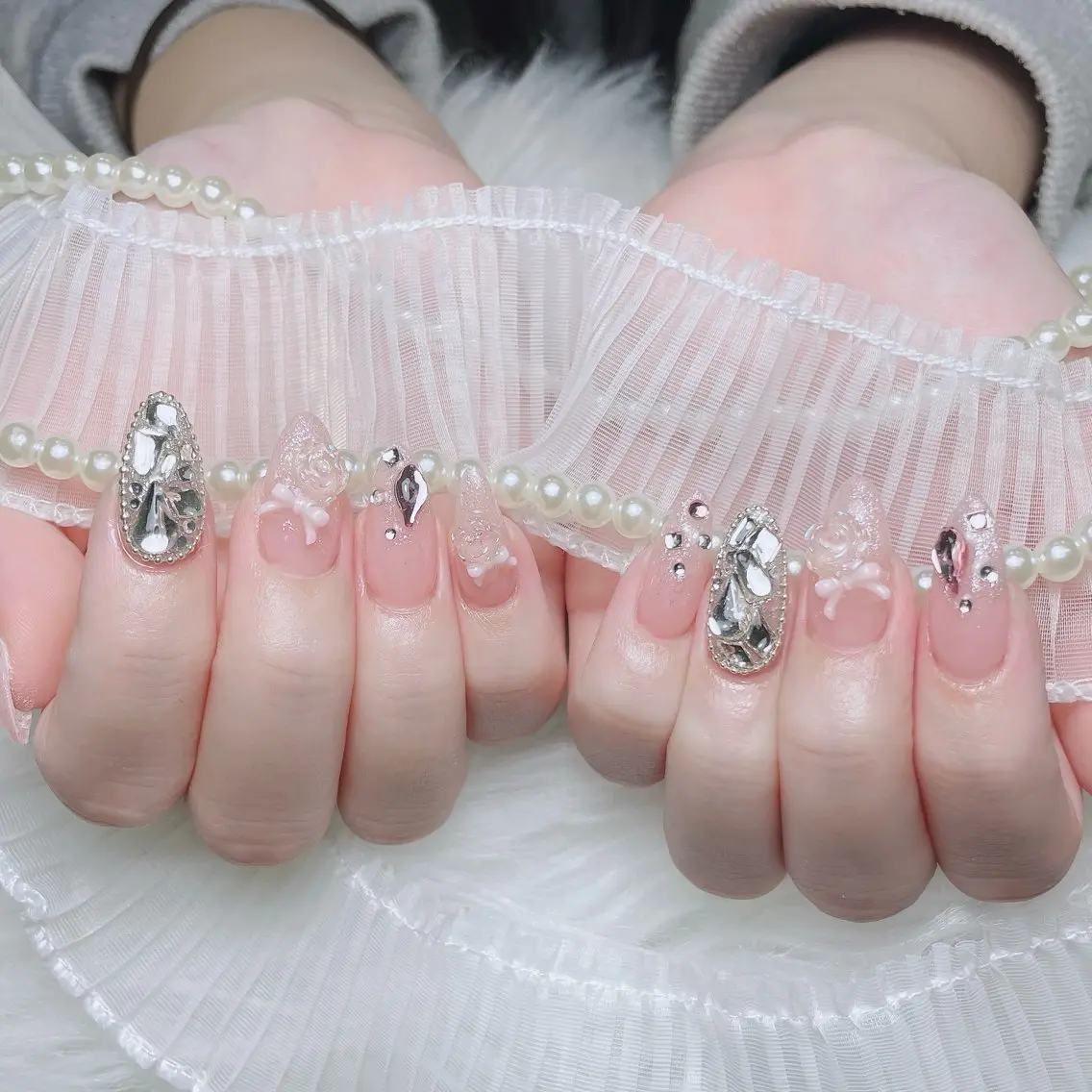 ネイル ガーリー ハート 韓国ネイル ニュアンスネイル リボン ハンドネイル Sora nail 長さ出し専門店のネイルデザイン