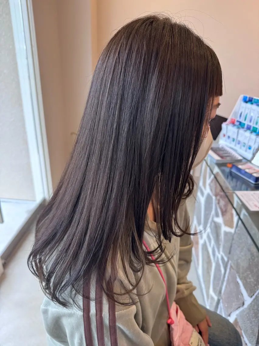 カット+縮毛矯正+トリートメントの写真