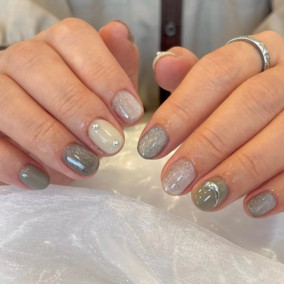 ネイル マグネットネイル 持ち込み ニュアンスネイル ショートネイル ハンドネイル COCO NAILのネイルデザイン