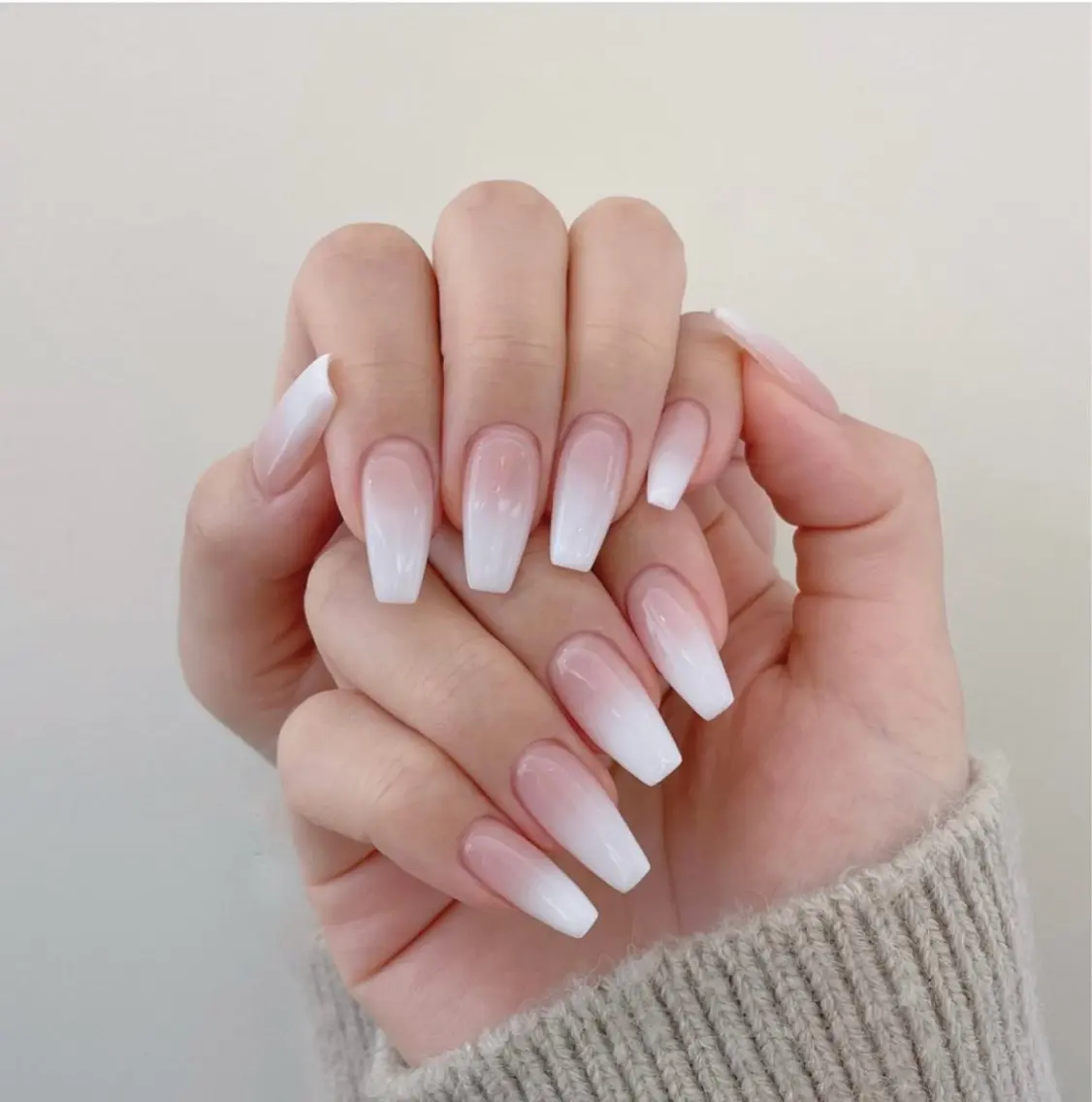 ネイル アートネイル ボルドー フレンチネイル ジェルネイル 氷ネイル・うるうるネイル ハンドネイル Julie NailSalonのネイルデザイン
