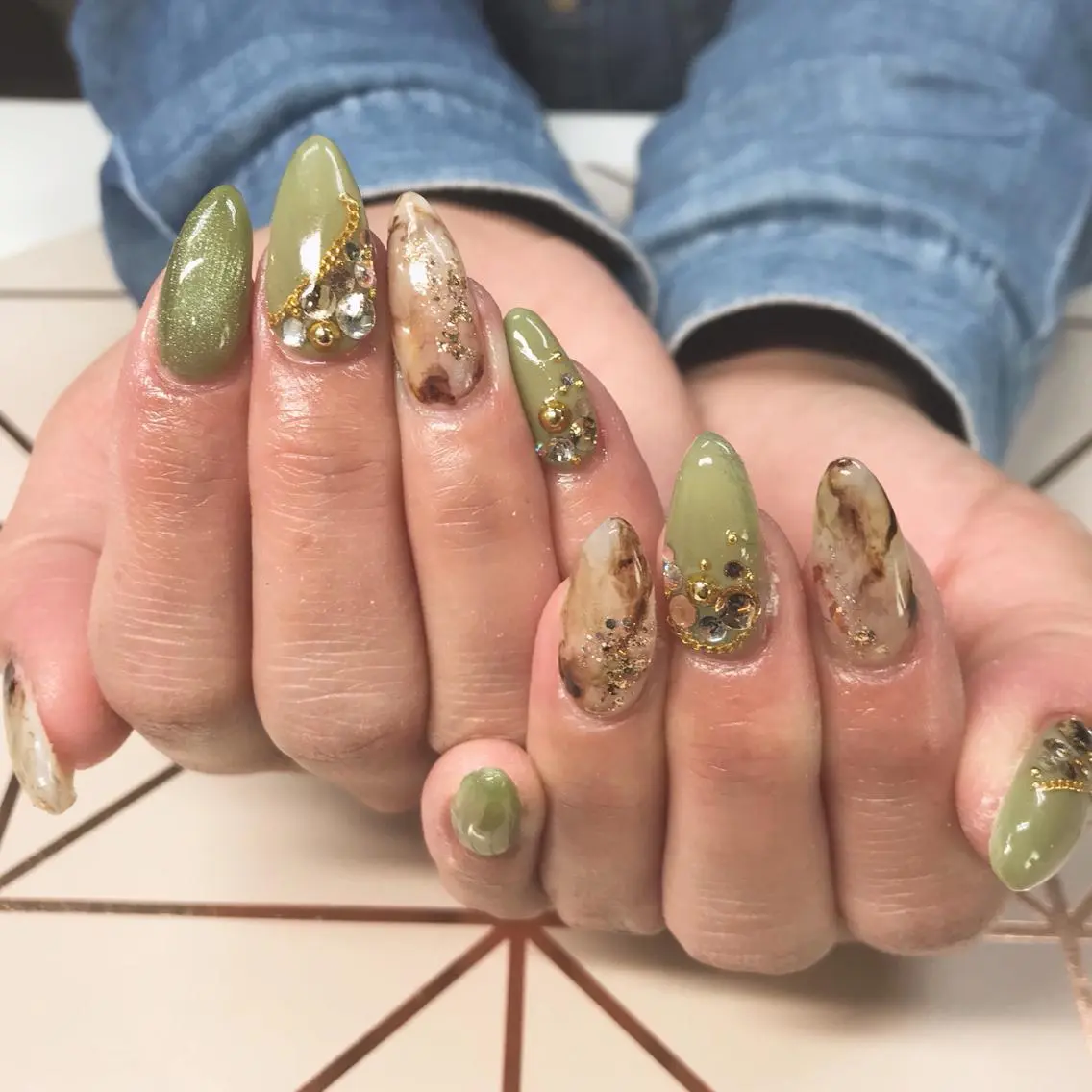 ネイル 持ち込み ネイルサロン NAILILYのネイルデザイン