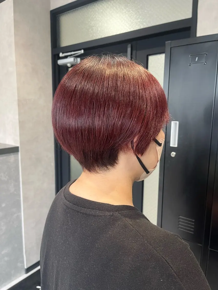 ショート カラー カシス 透明感カラー レッドカラー 髪質改善 縮毛矯正 ヘアカラー 《.Xian》ナツミ /ボブ/顔周りカットのヘアスタイル