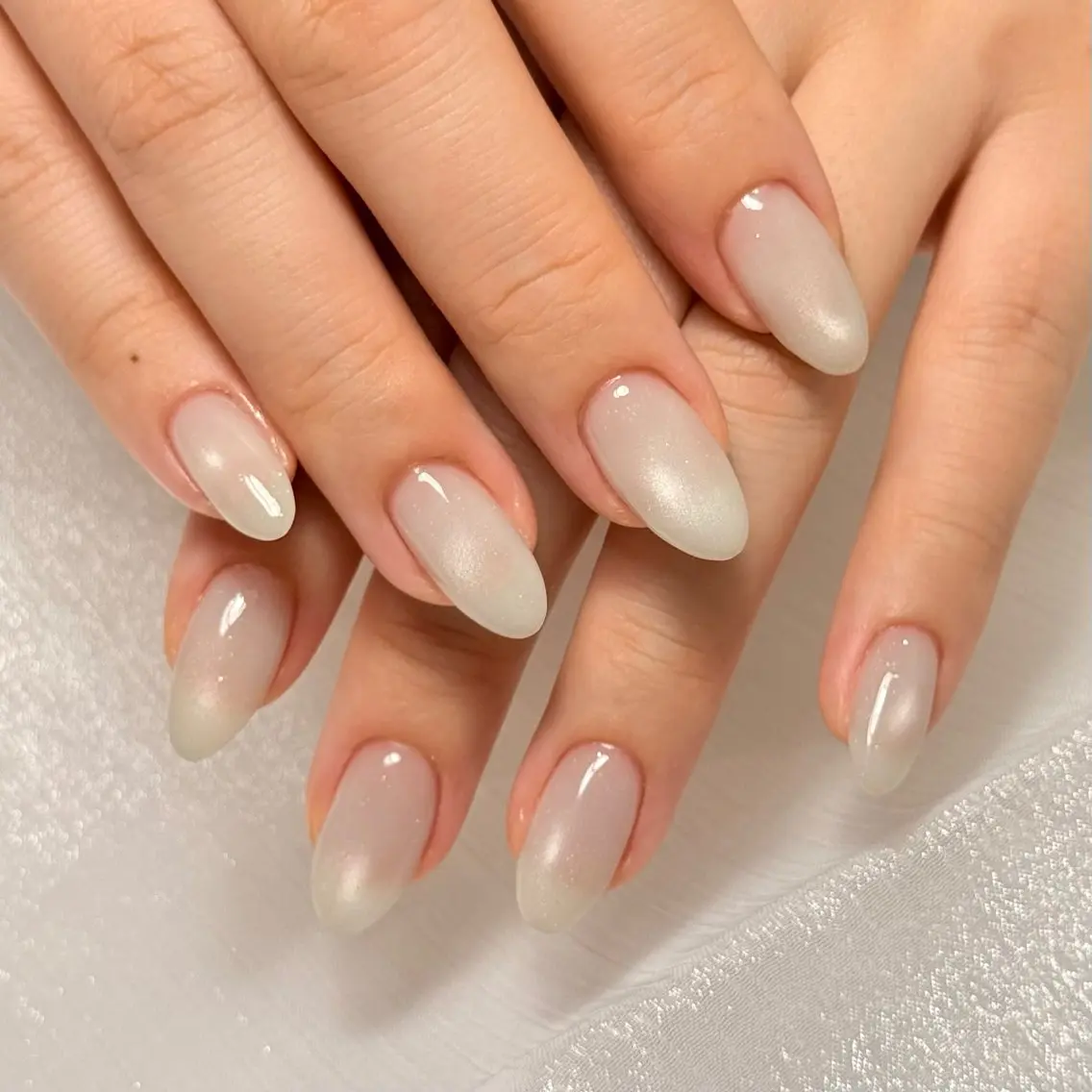 ネイル ホワイト ハンドネイル calm nailのネイルデザイン