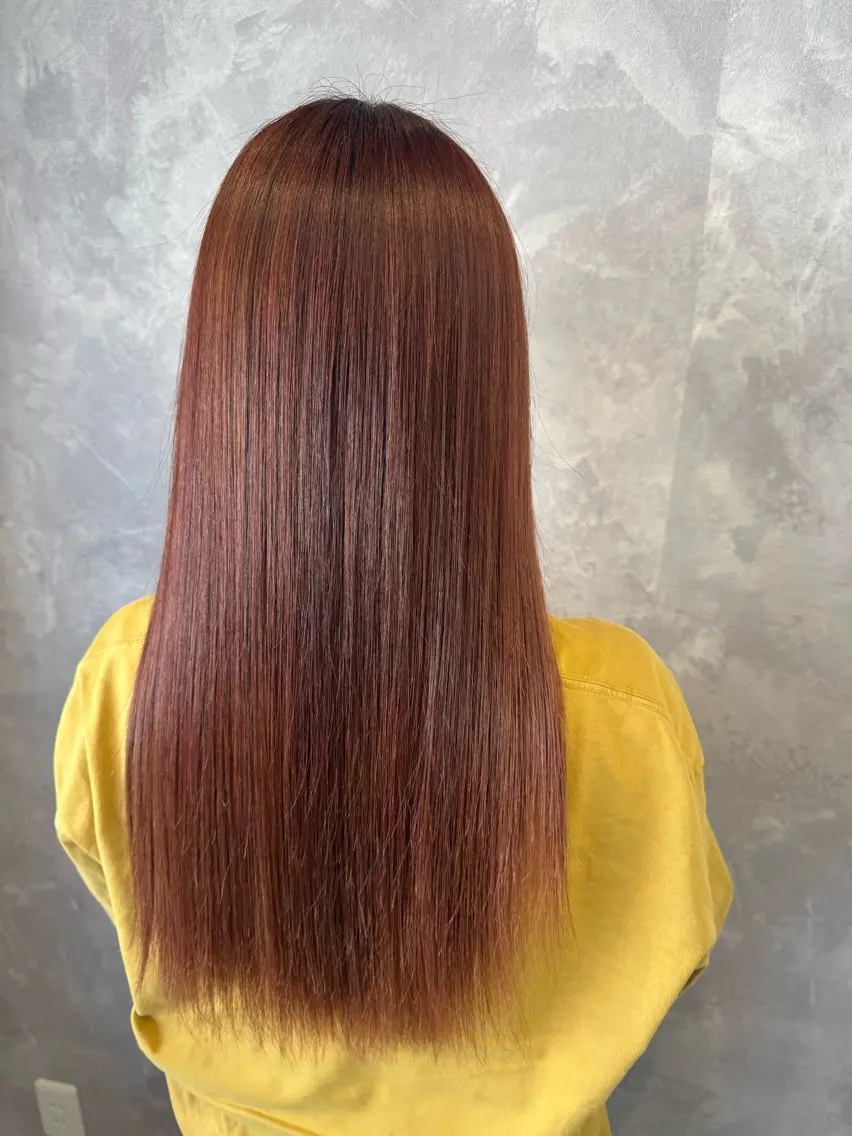 ロング カラー ヘアカラー トリートメント ヒヨシ ルナのヘアスタイル