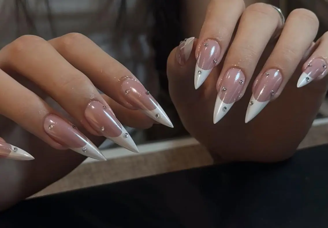 ネイル ハンドネイル 🎀 Ayaka_nailのネイルデザイン