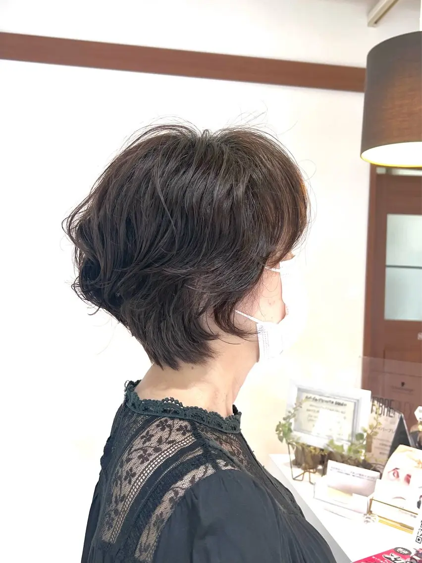 ショート カラー パーマ デジタルパーマ YUKA .のヘアスタイル