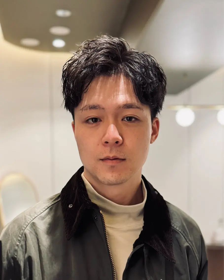 ショート パーマ メンズ メンズパーマ ショートヘア ニュアンスパーマ カット パーマ ラフショート メンズパーマ 丸山のヘアスタイル