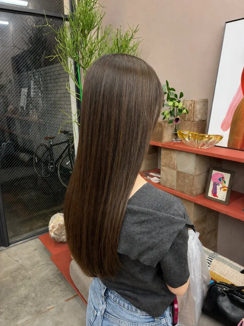 カラー miki / Fēnのヘアスタイル