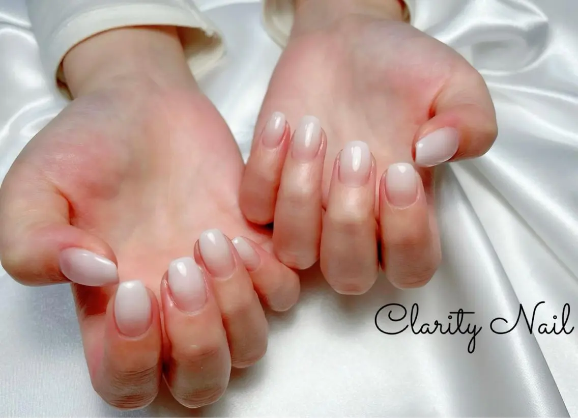 ネイル グラデーション ハンドネイル Clarity Nailのネイルデザイン