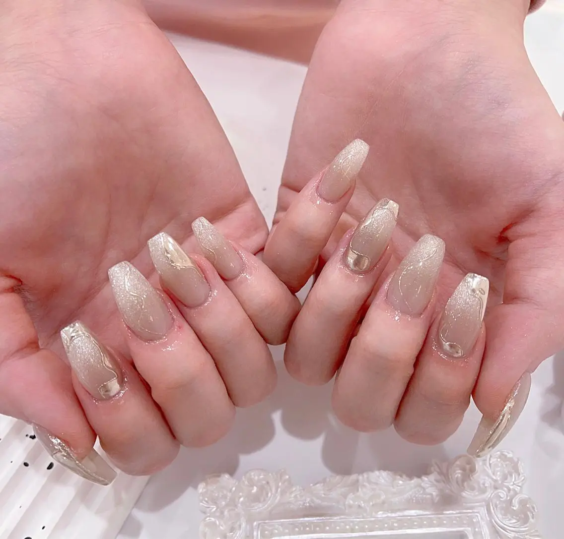 ネイル ハンドネイル FLY Nail Salonのネイルデザイン