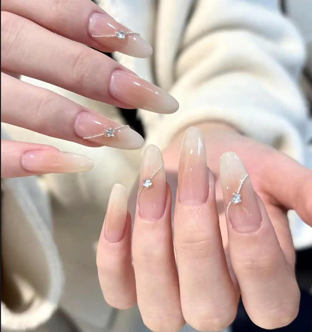 ネイル ハンドネイル 🎀 NaNa_nailのネイルデザイン