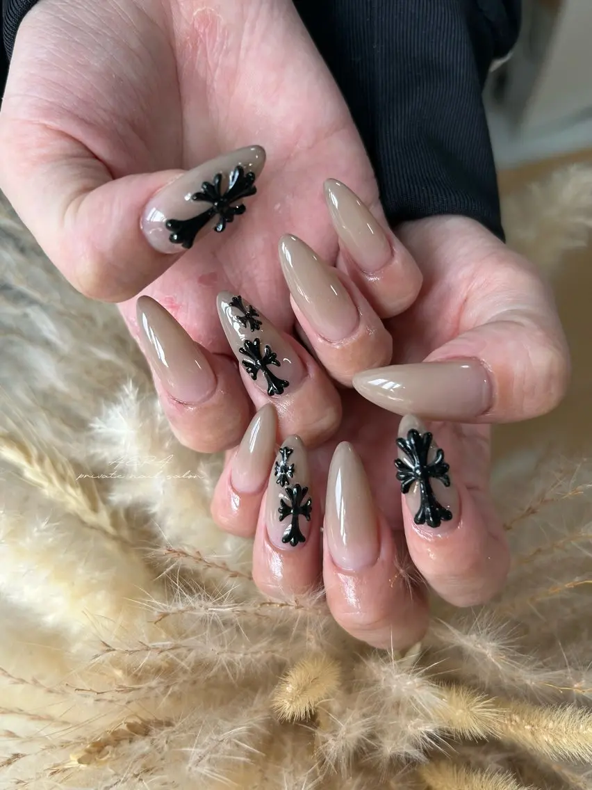 ネイル AERA nail shino🐱⸝꙳のネイルデザイン