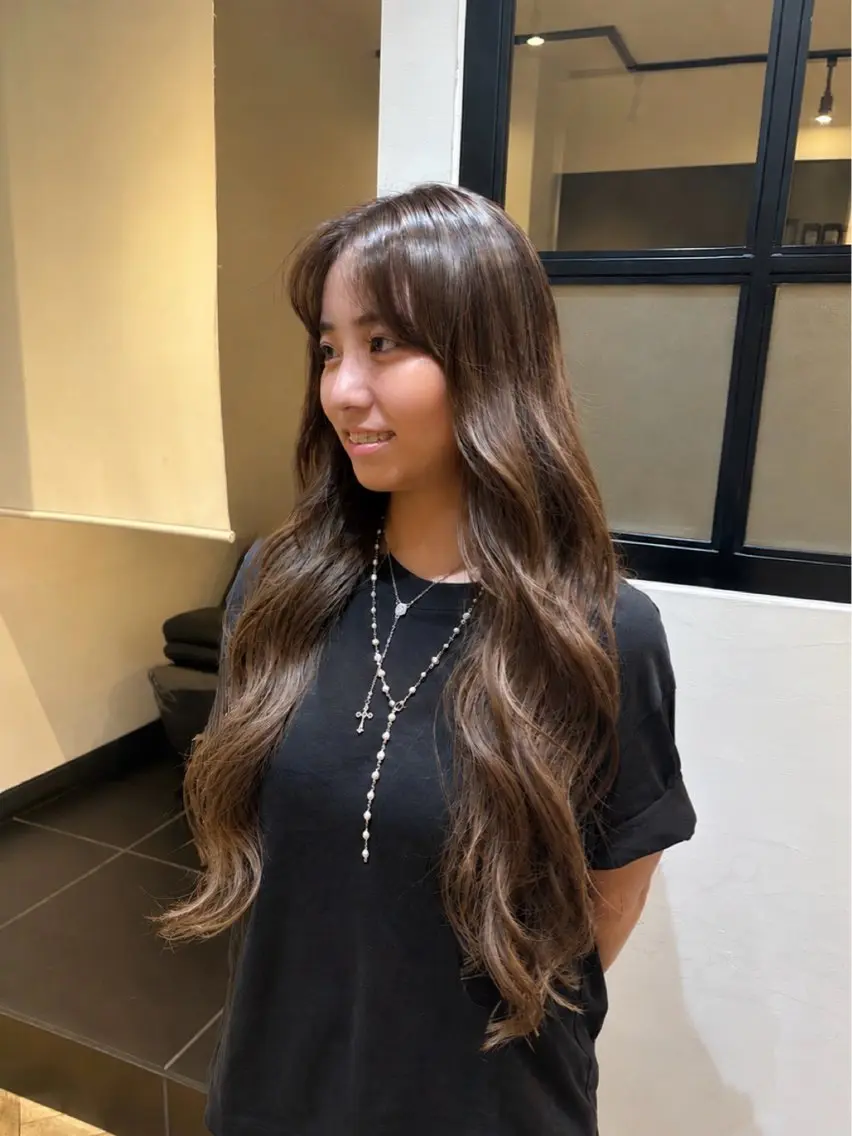 ロング カラー グレージュ ハイライトカラー ハイライト ヘアカラー ワンカラー/ハイトー ン🪽MiYU🪽のヘアスタイル
