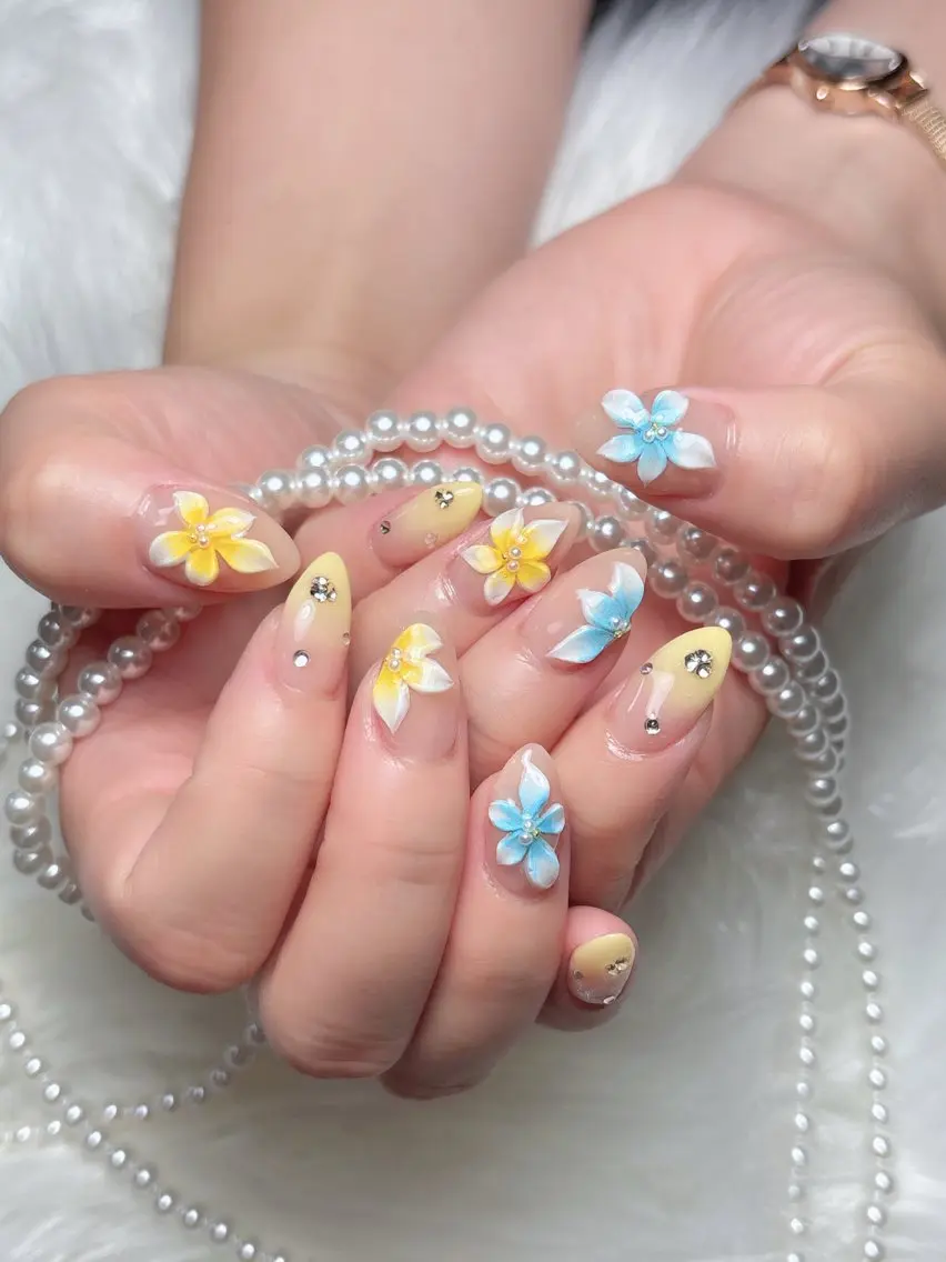 ネイル 💅ネイルハウス🏡 🎀TOMO🎀のネイルデザイン
