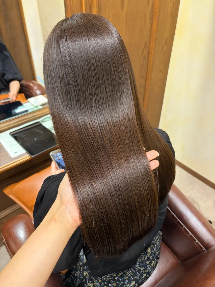 【NEW髪質改善】　美髪　《酸性ストレート》+似合わせカット　✂︎の写真