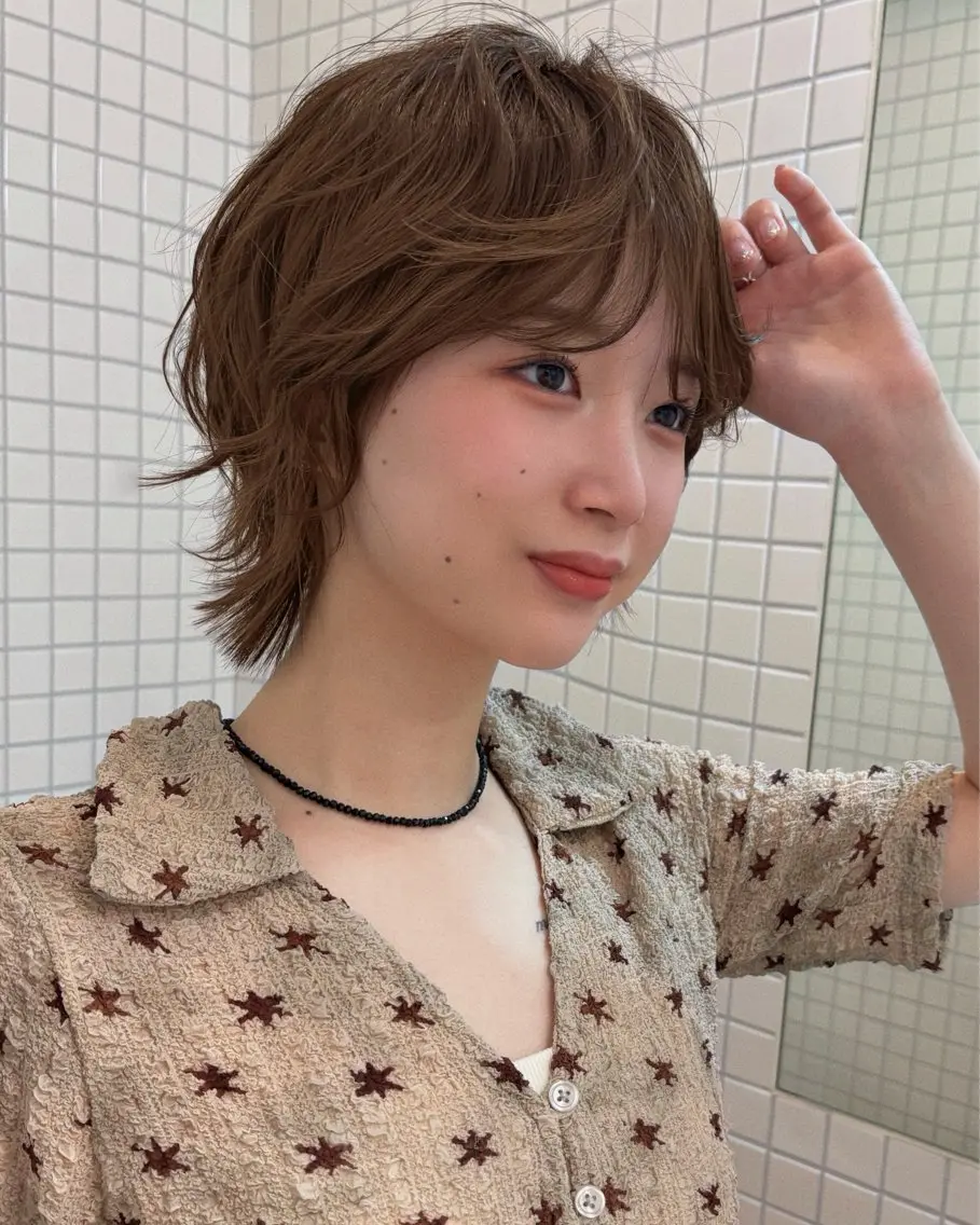 ショート カラー パーマ 渡邊 百咲のヘアスタイル