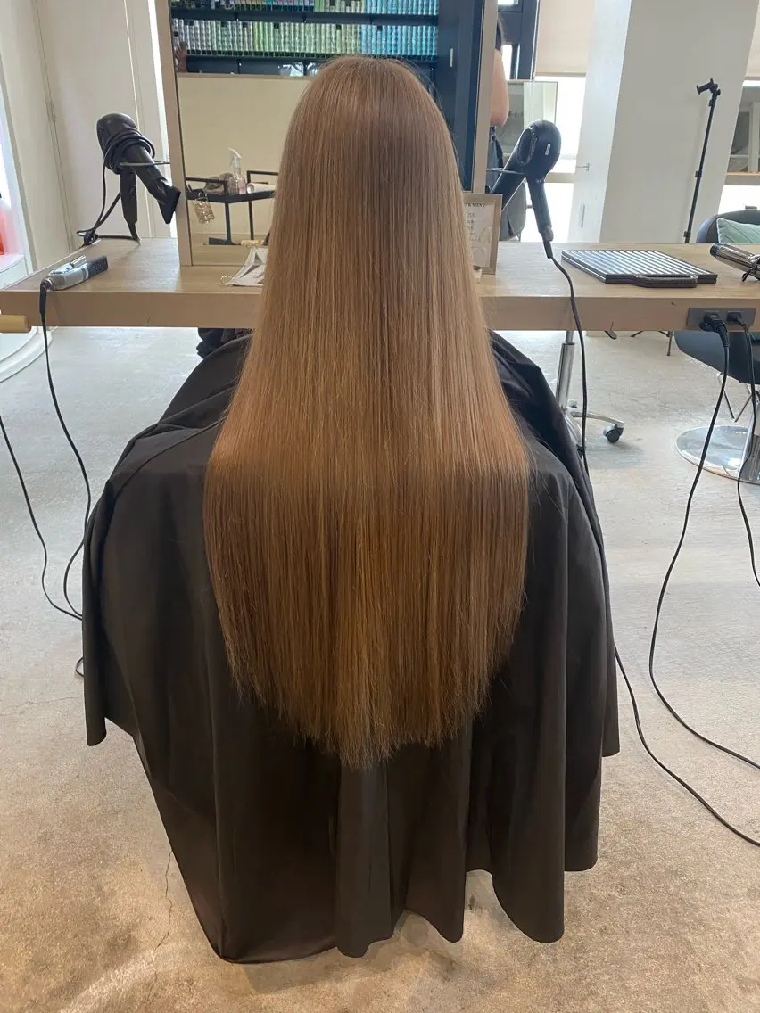 カラー ベージュカラー ダブルカラー ミルクティーベージュ ヘアカラー 才田 まりなのヘアスタイル
