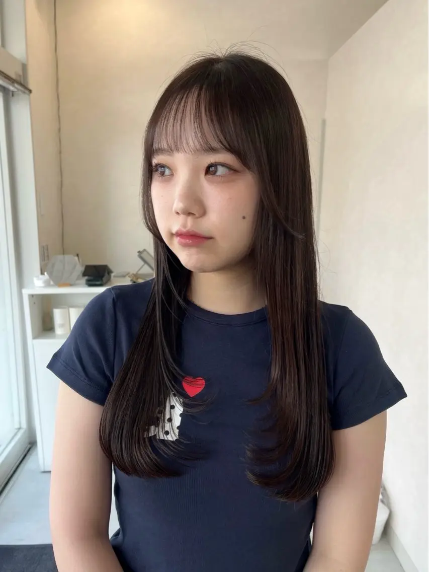 ロング カラー 長山 茉白のヘアスタイル