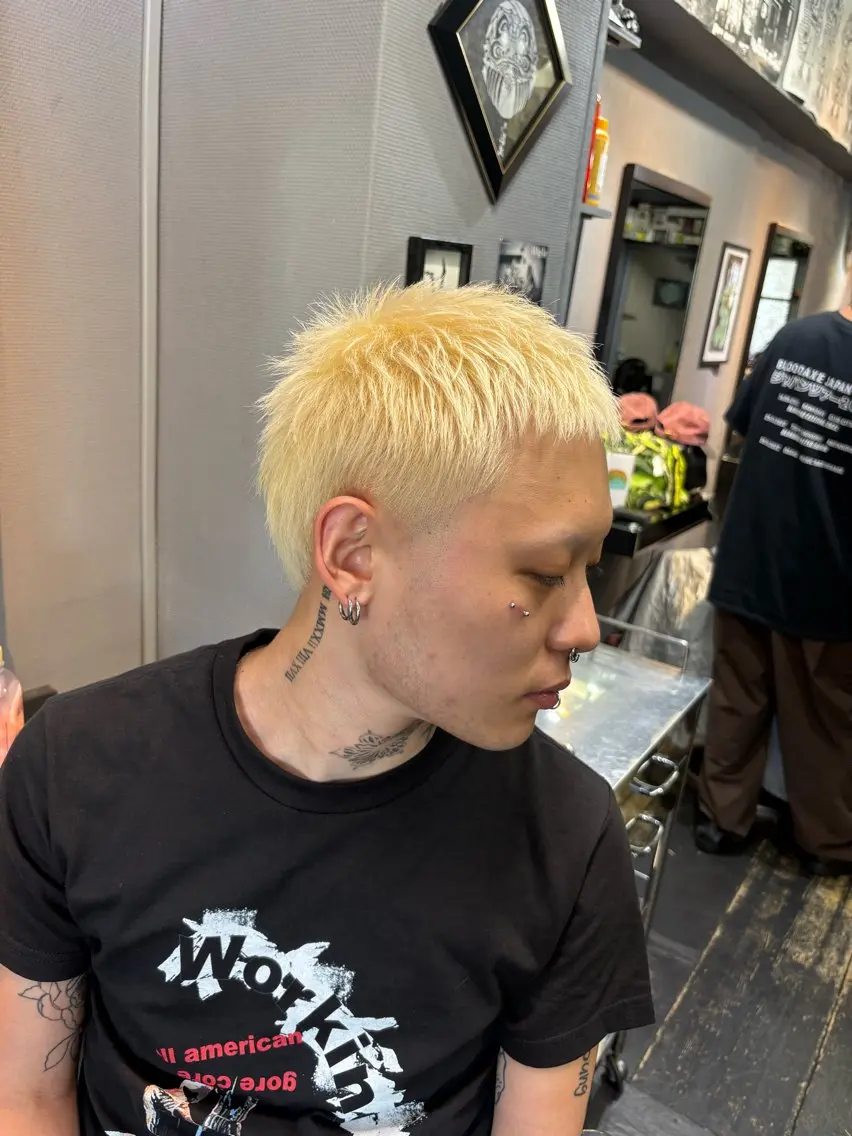 メンズカット+ダブルカラーの写真
