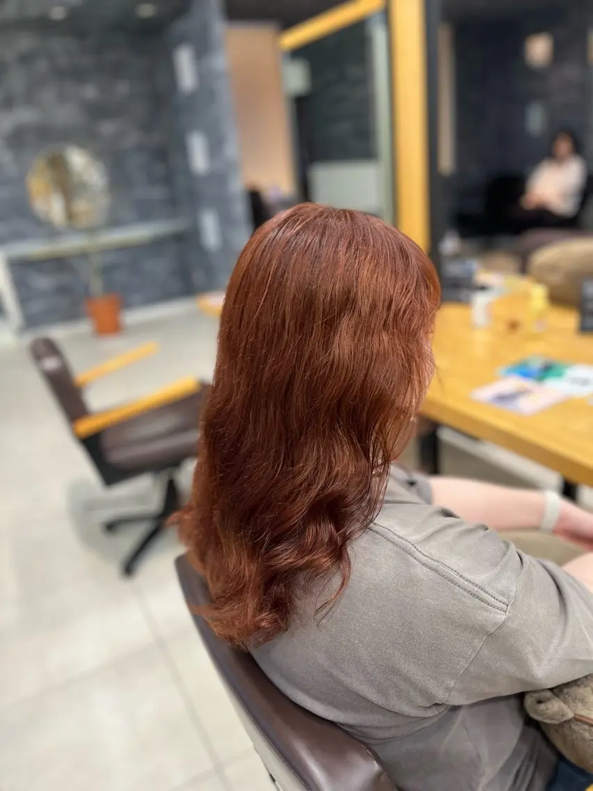 ロング カラー ベージュカラー ブリーチ ブロンド 透明感カラー デザインカラー ヘアカラー トリートメント 🩵さき🤍 可愛いを叶える美容師のヘアスタイル