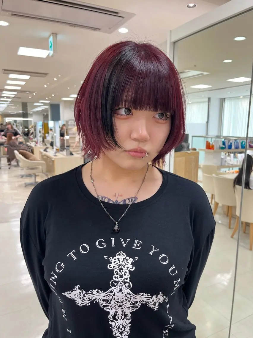 ショート カラー 暖色/ブリーチカラー 🎀 M i k uのヘアスタイル