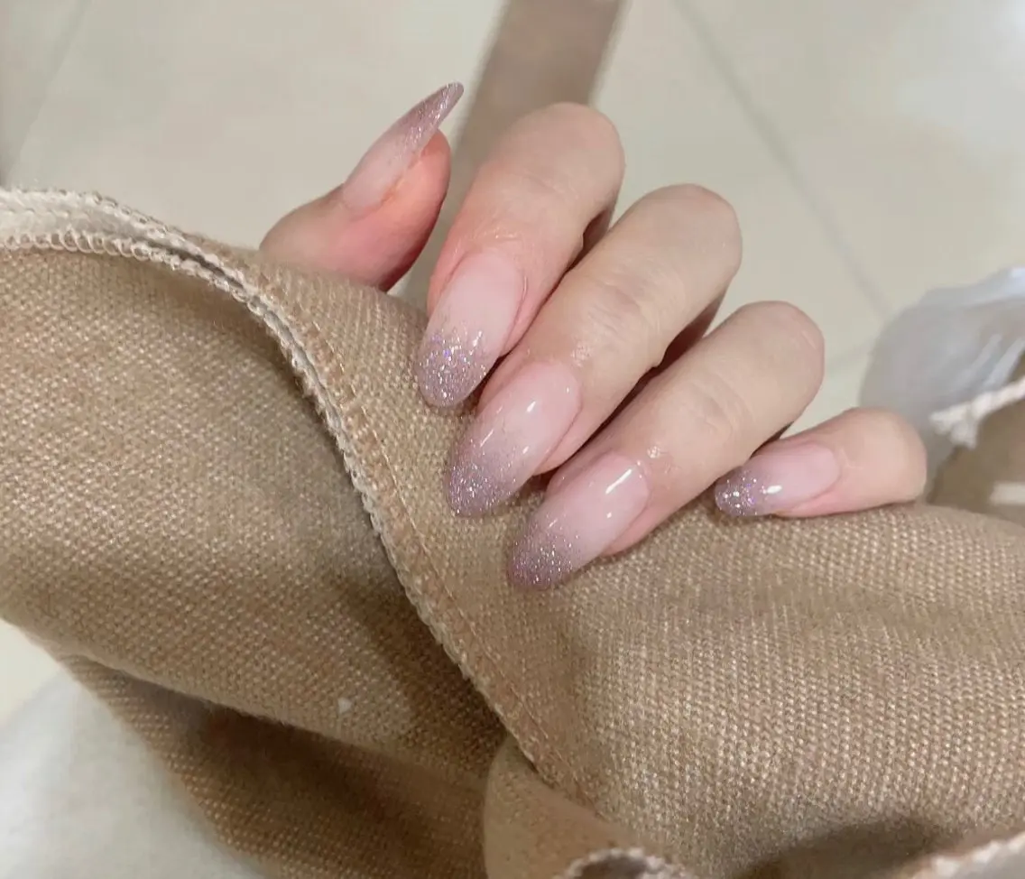 カラー ハンドネイル エリ🫧 nail池袋東口のネイルデザイン