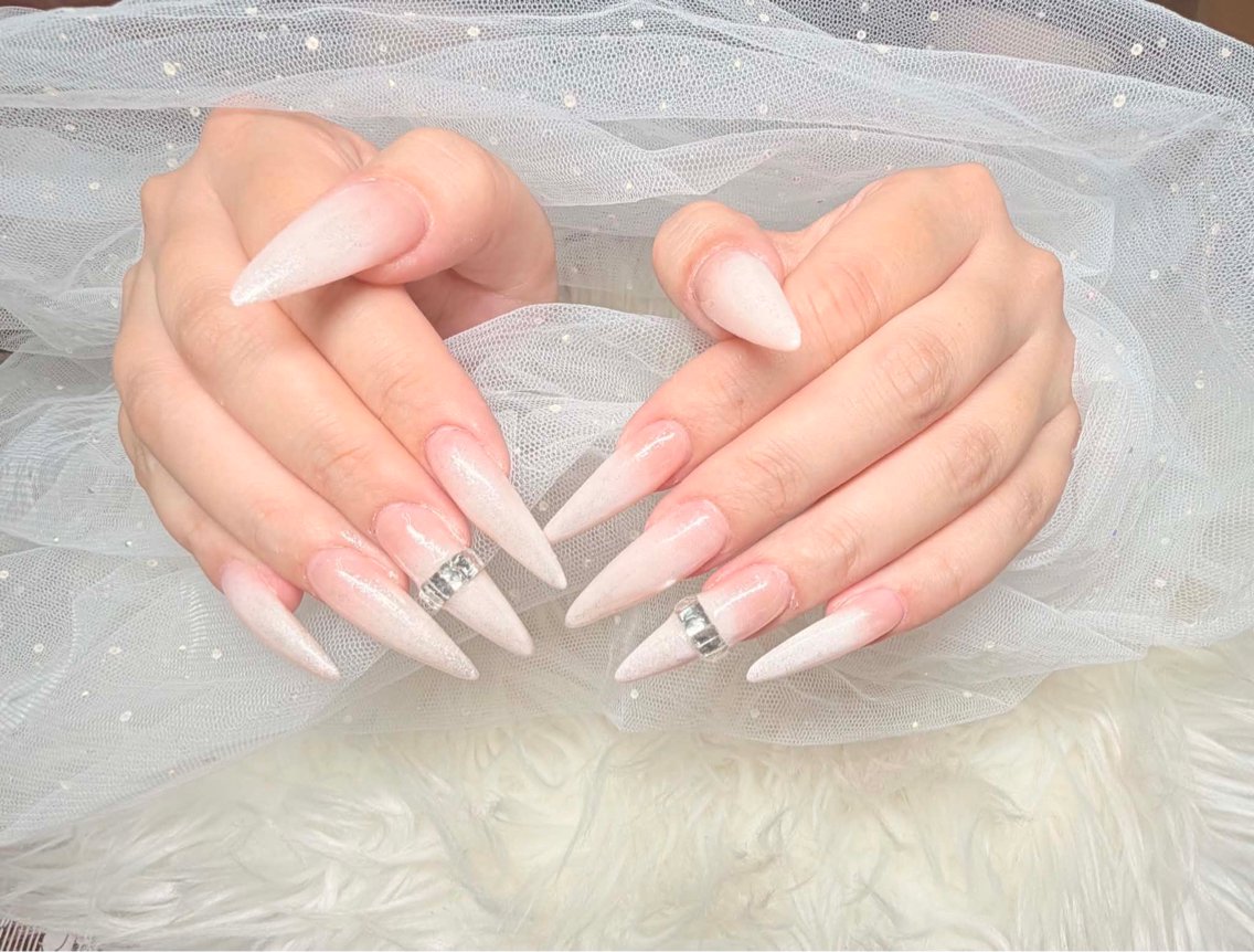 ネイル ハンドネイル Golyn Nailのネイルデザイン