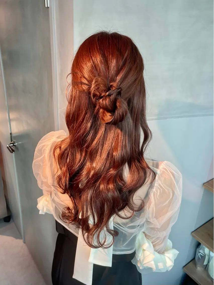 ヘアアレンジ 結婚式・ブライダル 卒業式のヘアスタイル ヘアセット charm《銀座》 ヘアセット/縮毛矯正のヘアスタイル