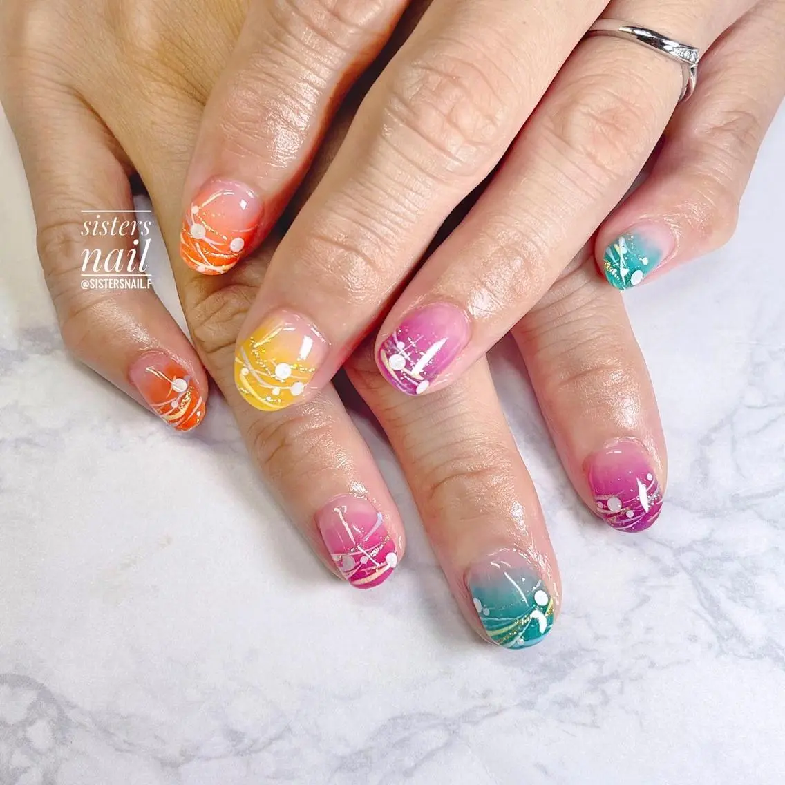 ネイル アートネイル ジェルネイル 夏ネイル ヨーヨーネイル sisters nail.fのネイルデザイン