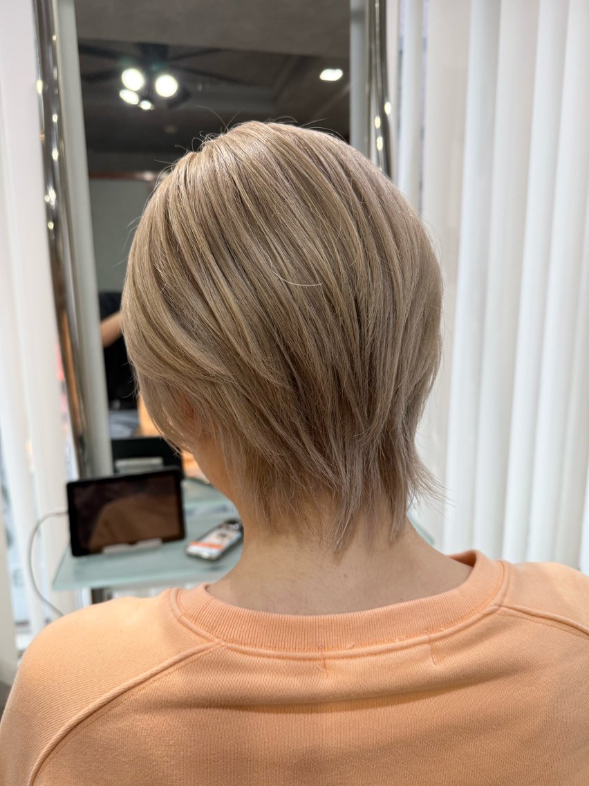 ショート カラー パーマ ヘアアレンジ ベージュカラー ホワイトベージュ ショートヘア カット ヘアカラー トリートメント 👑指名率No.1 👑坂口飛翔のヘアスタイル